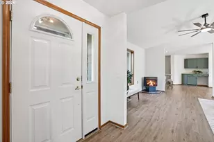 1114 Neal Rd, White Salmon, WA 98672 - Photo 12