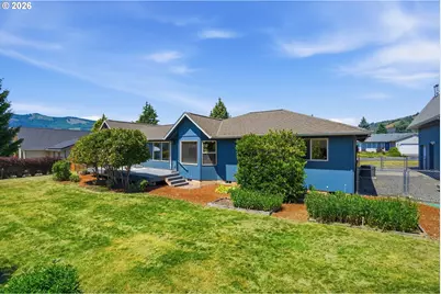 1114 Neal Rd, White Salmon, WA 98672 - Photo 8