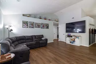 1964 NW Prickly Pear Dr, Hermiston, OR 97838 - Photo 10