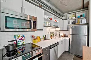 411 NW Flanders St, Portland, OR 97209 - Photo 18