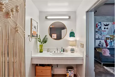 411 NW Flanders St #302, Portland, OR 97209 - Photo 24