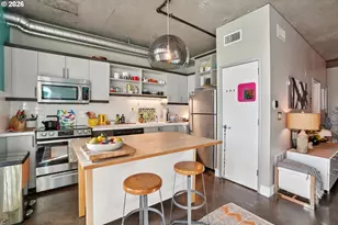 411 NW Flanders St, Portland, OR 97209 - Photo 16