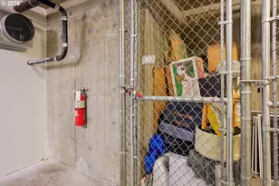 411 NW Flanders St, Portland, OR 97209 - Photo 32