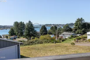 821 SE Vista Dr, Newport, OR 97365 - Photo 34