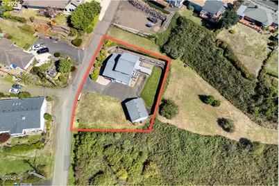 821 SE Vista Dr, Newport, OR 97365 - Photo 44