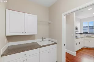 946 Reagan Ave NW, Salem, OR 97304 - Photo 38