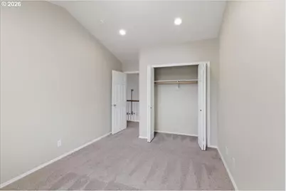 946 Reagan Ave NW, Salem, OR 97304 - Photo 34