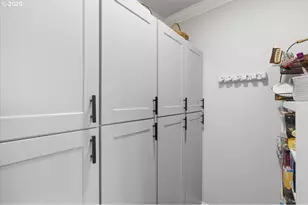 946 Reagan Ave NW, Salem, OR 97304 - Photo 36