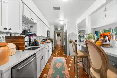 839 SW Broadway Dr #78, Portland, OR 97201 - Photo 14