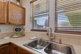 135 Othello Ave, Roseburg, OR 97471 - Photo 16