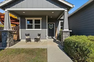 135 Othello Ave, Roseburg, OR 97471 - Photo 4