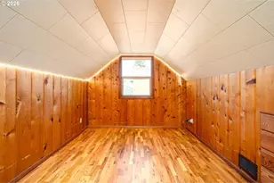 8922 SE Market St, Portland, OR 97216 - Photo 24