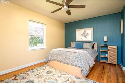 8922 SE Market St, Portland, OR 97216 - Photo 16