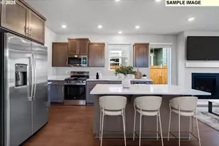 8313 SE Apricot Ln, Hillsboro, OR 97123 - Photo 8