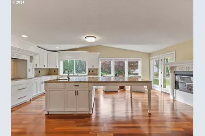 13103 NW 35th Ct, Vancouver, WA 98685 - Photo 4