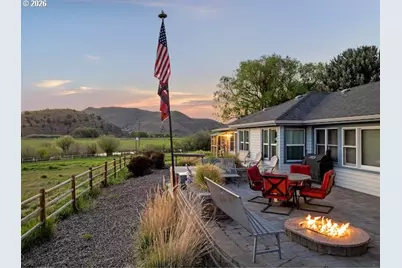 40290 Beaver Creek Loop, Baker City, OR 97814 - Photo 8