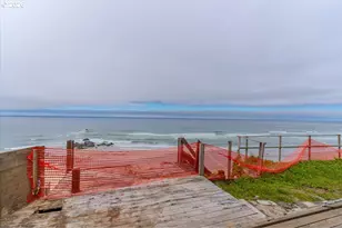 2545 SW Anchor Ave, Lincoln City, OR 97367 - Photo 4