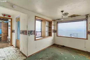 2545 SW Anchor Ave, Lincoln City, OR 97367 - Photo 14