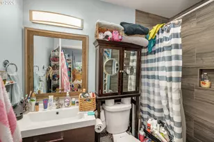 11338 SW Capitol Hwy, Portland, OR 97219 - Photo 16