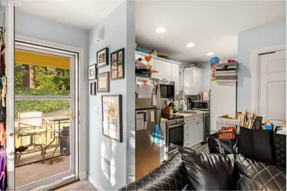 11338 SW Capitol Hwy, Portland, OR 97219 - Photo 14