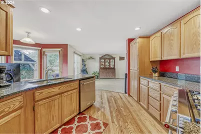 14577 SE Garland Ln, Milwaukie, OR 97267 - Photo 12