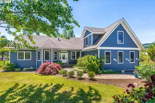 2939 Wyeast Rd, Hood River, OR 97031 - Photo 2