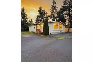 1524 S 8th St, Cottage Grove, OR 97424 - Photo 1