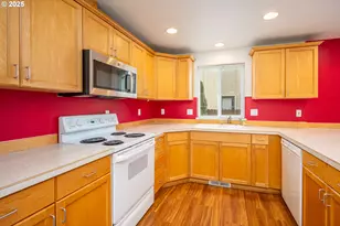 4217 Cole Way, Springfield, OR 97478 - Photo 10