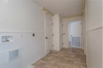 5000 NE Stephens St #27, Roseburg, OR 97470 - Photo 10