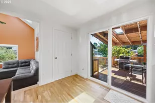 17811 SE Cook St, Milwaukie, OR 97267 - Photo 12