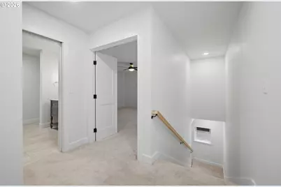 50 S 17th St, Cottage Grove, OR 97424 - Photo 12