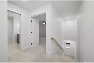 50 S 17th St, Cottage Grove, OR 97424 - Photo 12