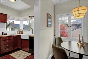 5537 SW Florida St, Portland, OR 97219 - Photo 14