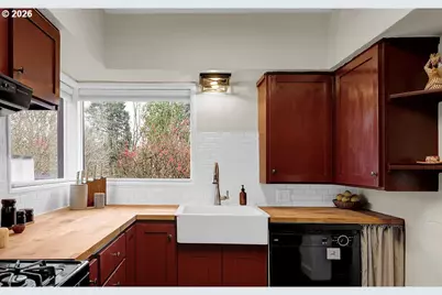 5537 SW Florida St, Portland, OR 97219 - Photo 18