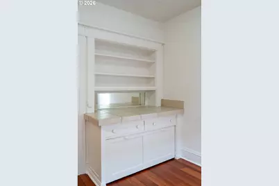 2109 NW Irving St NW #410, Portland, OR 97210 - Photo 12