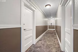 2109 NW Irving St NW, Portland, OR 97210 - Photo 24