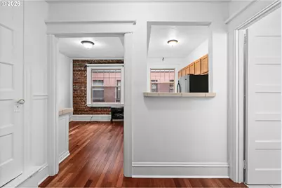 2109 NW Irving St NW #410, Portland, OR 97210 - Photo 16