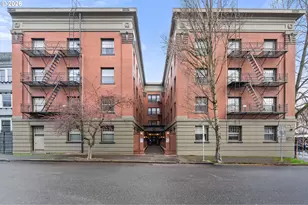 2109 NW Irving St NW, Portland, OR 97210 - Photo 1