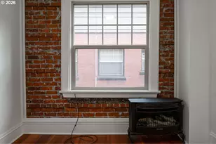 2109 NW Irving St NW, Portland, OR 97210 - Photo 10