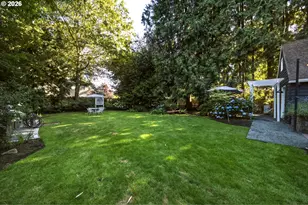 4428 Sunset Dr, Lake Oswego, OR 97035 - Photo 46