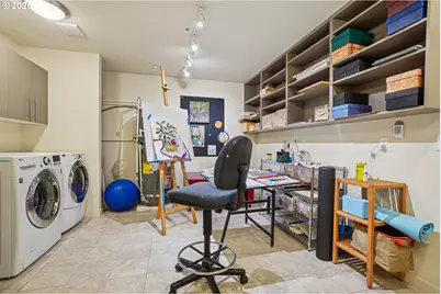 1740 NW Riverscape St, Portland, OR 97209 - Photo 32