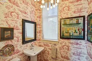 1740 NW Riverscape St, Portland, OR 97209 - Photo 18