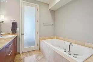 1740 NW Riverscape St, Portland, OR 97209 - Photo 26