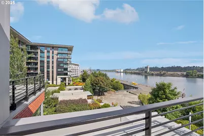 1740 NW Riverscape St, Portland, OR 97209 - Photo 36
