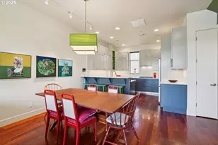 1740 NW Riverscape St, Portland, OR 97209 - Photo 12