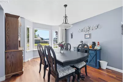 6505 Colonial Way, Tillamook, OR 97141 - Photo 10