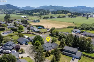 6505 Colonial Way, Tillamook, OR 97141 - Photo 2
