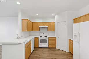 1276 SE Bacarra St, Hillsboro, OR 97123 - Photo 10