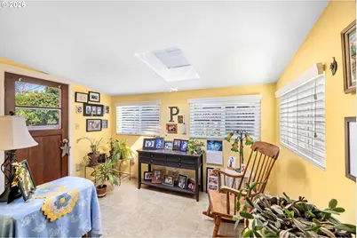 1315 Rainier Rd, Woodburn, OR 97071 - Photo 10