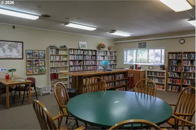 1315 Rainier Rd, Woodburn, OR 97071 - Photo 28